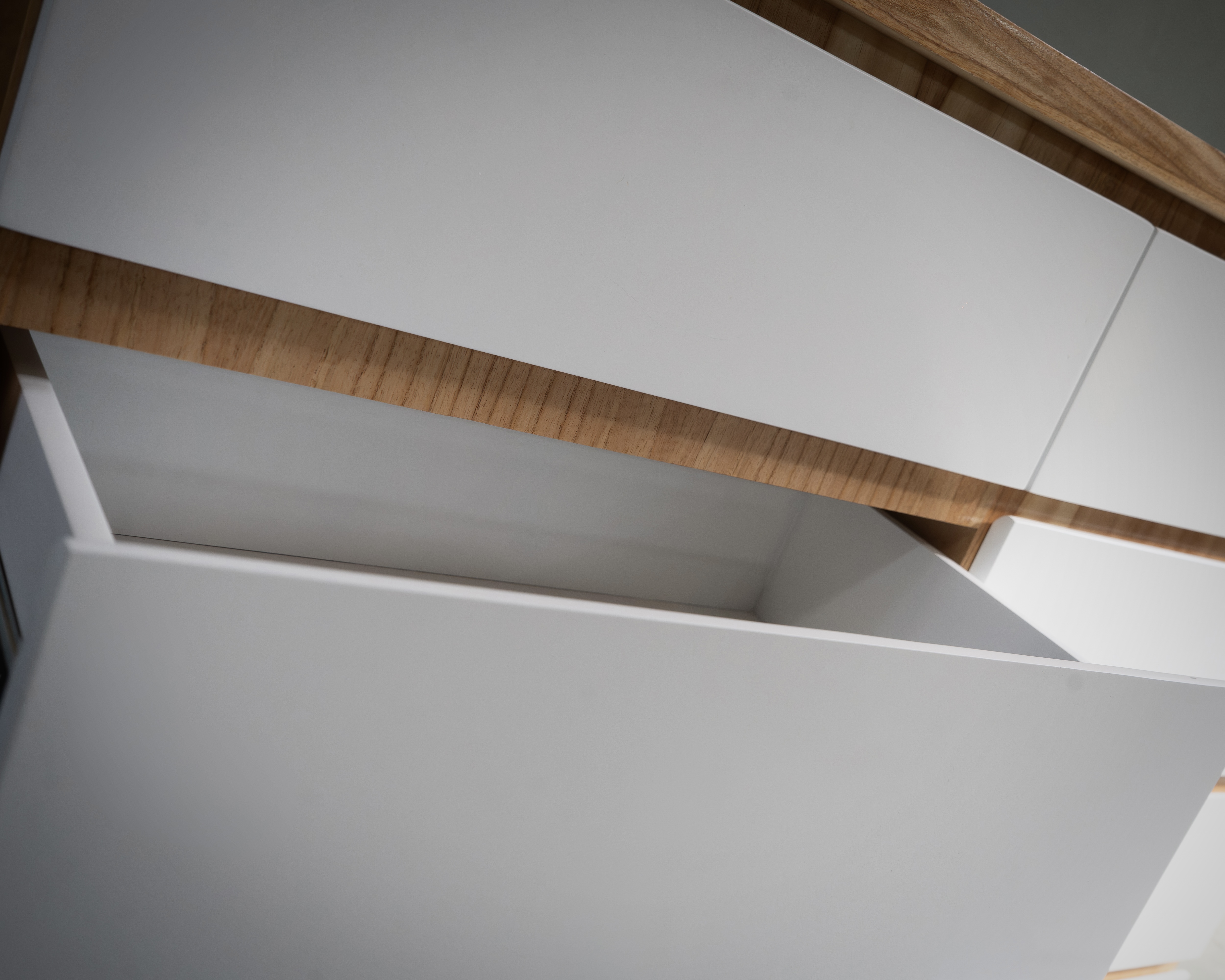 Cómoda Laqueada 8 Cajones, mueble mayorista de fábrica en Buenos Aires — foto 3