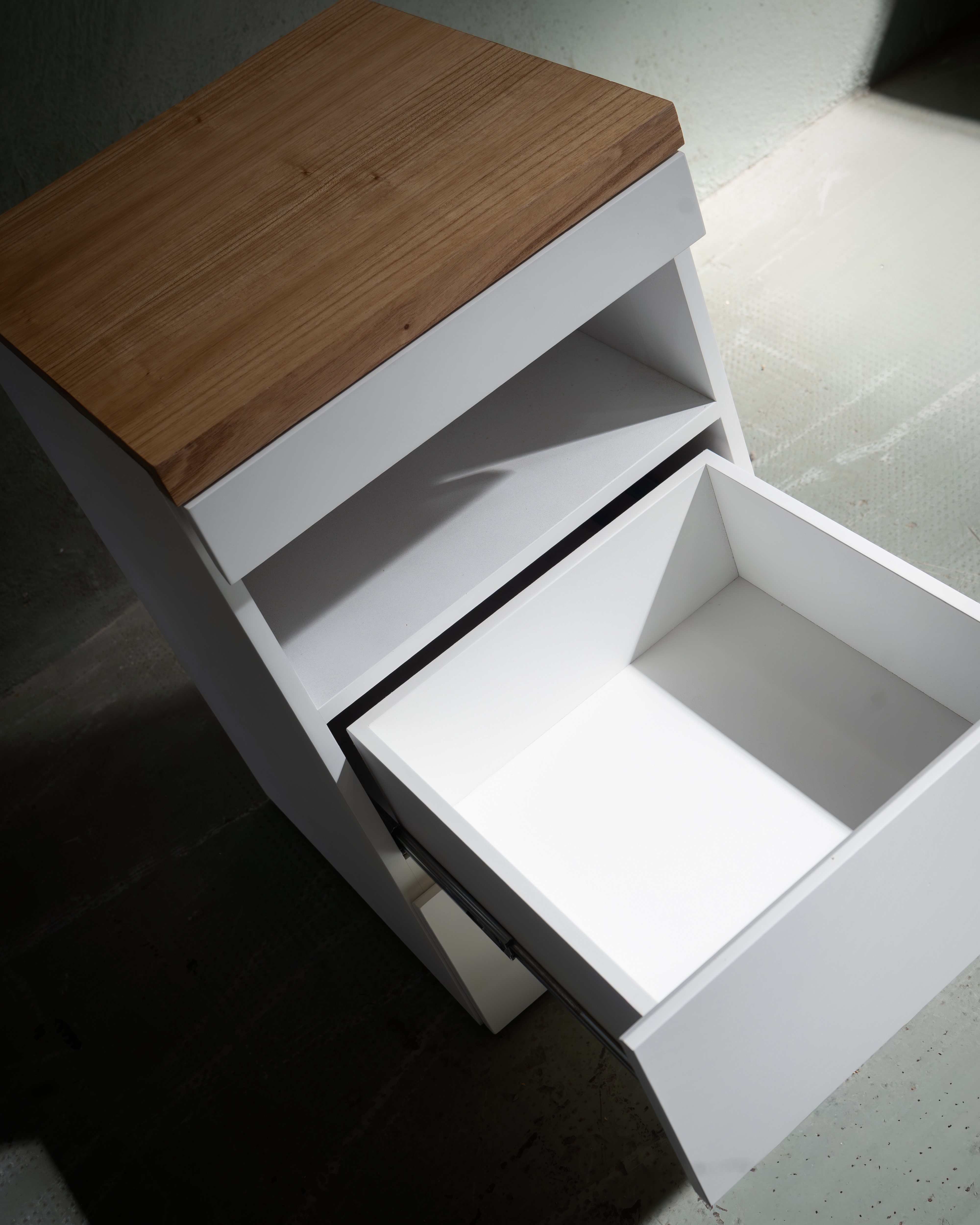 Mesa de Luz Nórdica, mueble mayorista de fábrica en Buenos Aires — foto 3